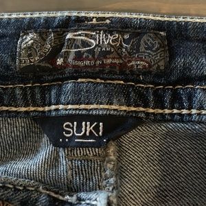 Silver Jeans Suki 27 x 34